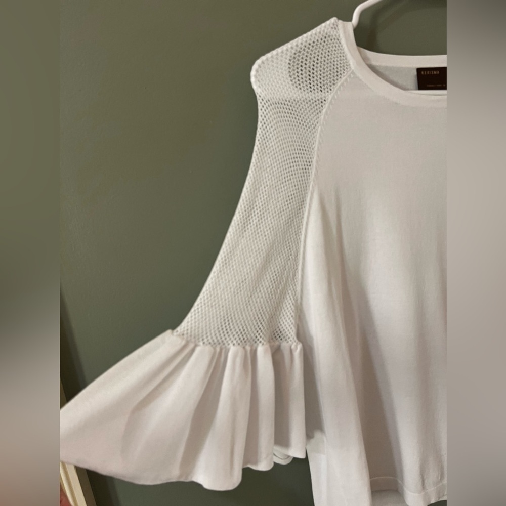 Kerisma Kerisma Bell Sleeve Knit Top medium/large white mesh shoulder - Picture 5 of 6